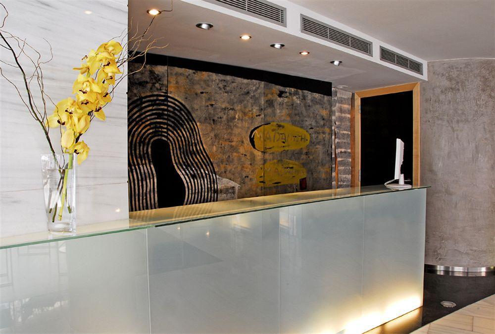 Apartamentos Turisticos Madanis L'Hospitalet de Llobregat Exteriér fotografie