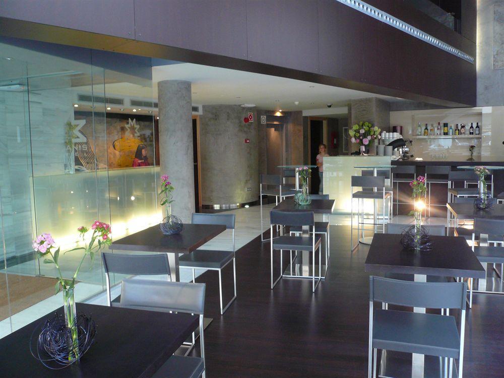 Apartamentos Turisticos Madanis L'Hospitalet de Llobregat Exteriér fotografie