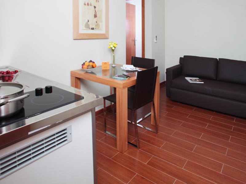 Apartamentos Turisticos Madanis L'Hospitalet de Llobregat Pokoj fotografie