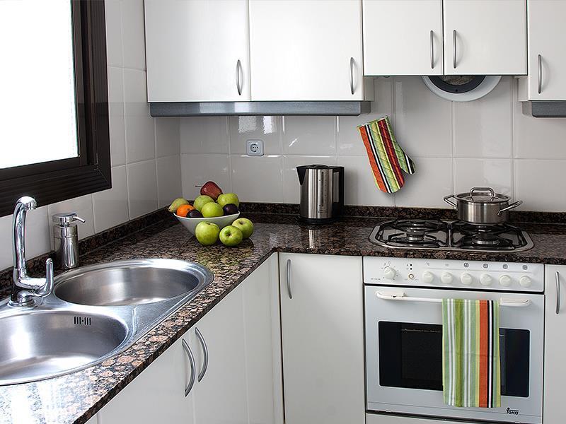 Apartamentos Turisticos Madanis L'Hospitalet de Llobregat Pokoj fotografie