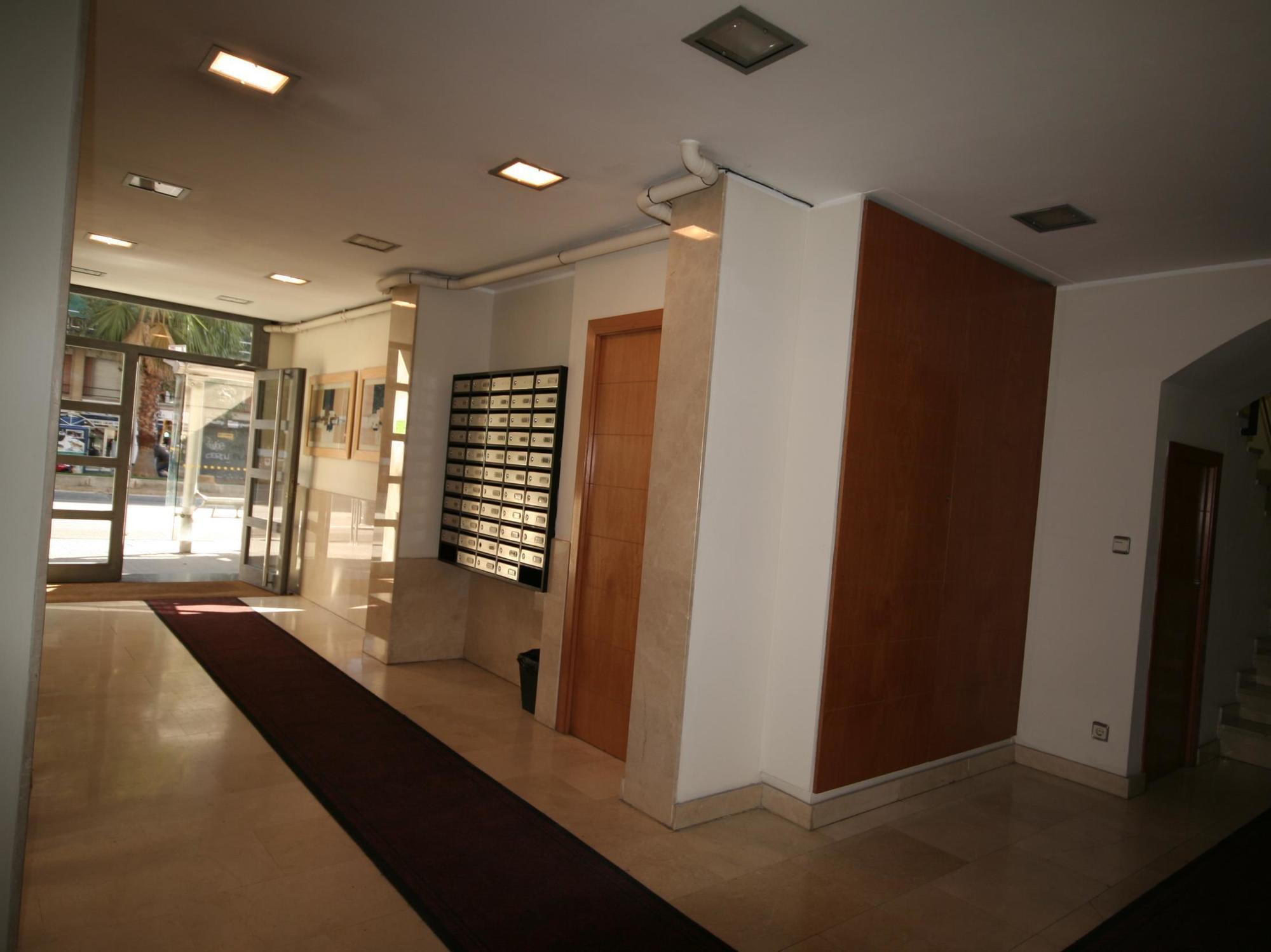 Apartamentos Turisticos Madanis L'Hospitalet de Llobregat Exteriér fotografie