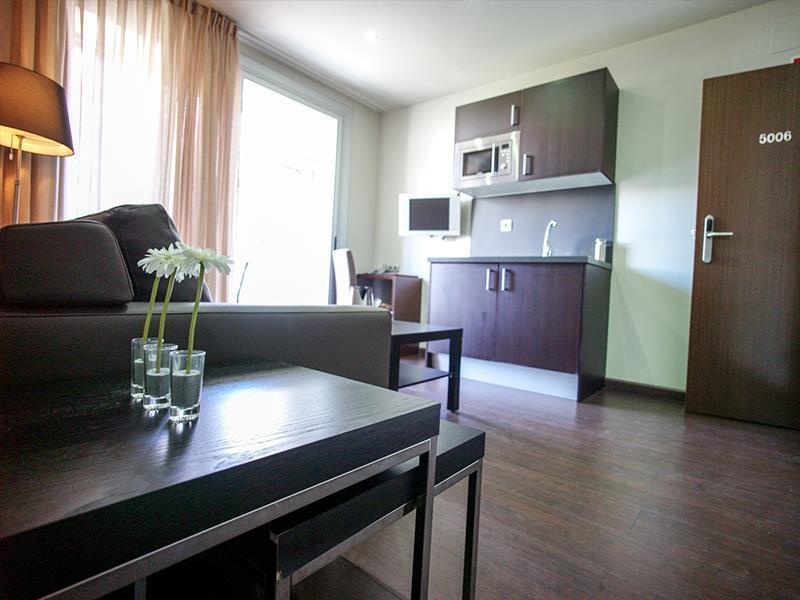Apartamentos Turisticos Madanis L'Hospitalet de Llobregat Pokoj fotografie